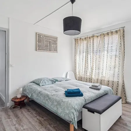 Semesterbostad Maison De Duplex Jardin 7pers Wifi Troyes