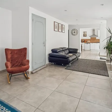 Semesterbostad Maison De Duplex Jardin 7pers Wifi