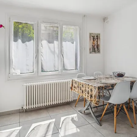 Semesterbostad Maison De Duplex Jardin 7pers Wifi Troyes